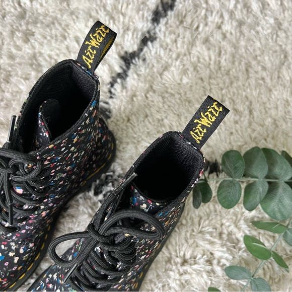 ❗️Sold❗️Dr. Martens • Page Courtney Floral Combat Boots Canvas Rubber Sole - Picture 8 of 16